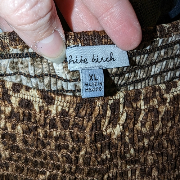 XL White Birch Leopard print top - Picture 5 of 5